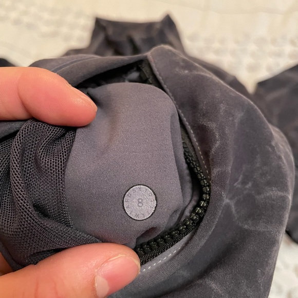 Lulu lemon zip jacket - Picture 5 of 9